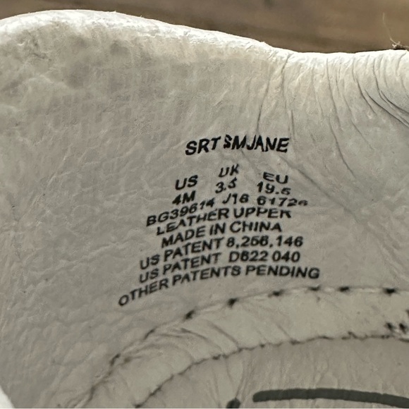 Stride Rite Baby Girls 4M Black Patent Leather Mary Jane Shoes Party Wedding - Picture 6 of 6